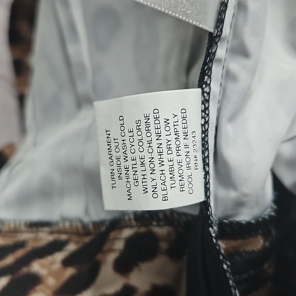 New York Leopard Print Mini Skirt Size 4 NWT - Picture 7 of 7
